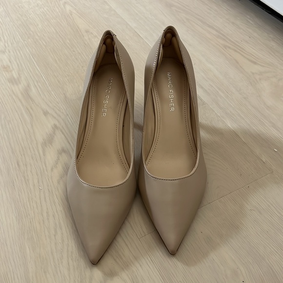 Marc Fisher Kitten Heels - Picture 3 of 3